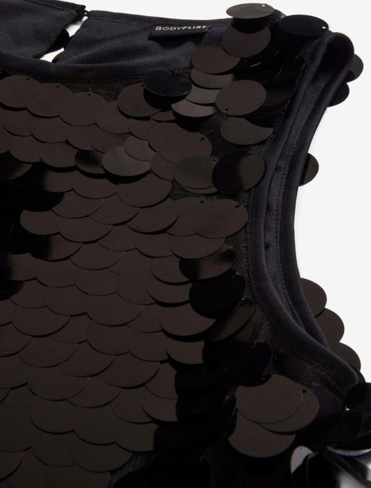 Cekinowa sukienka  rozm M