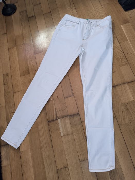 Calças Benetton tamanho 36 novos
