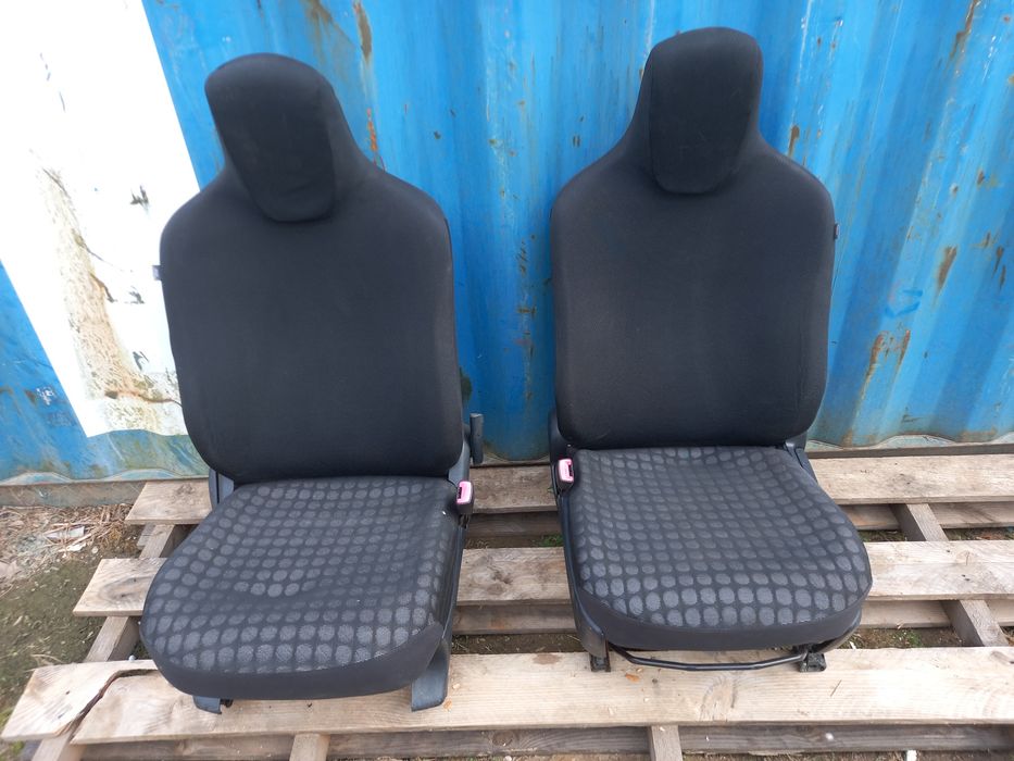 Toyota iq fotel prawy pasazera orgibal