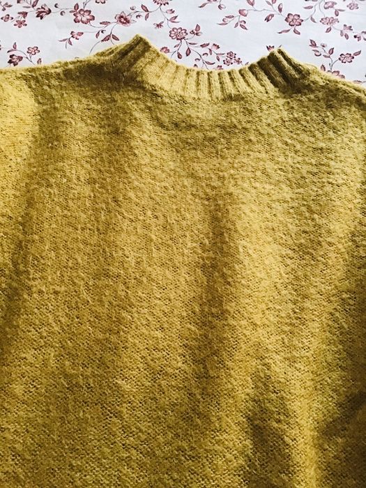 Malha lã mohair amarela vintage