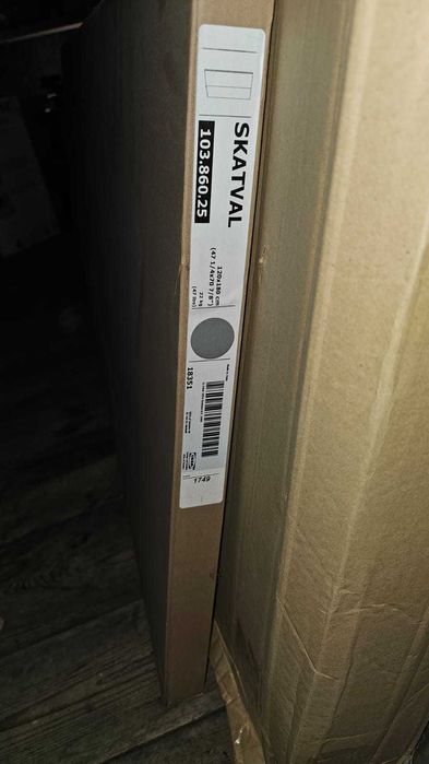 Drzwi i prodawnica ikea