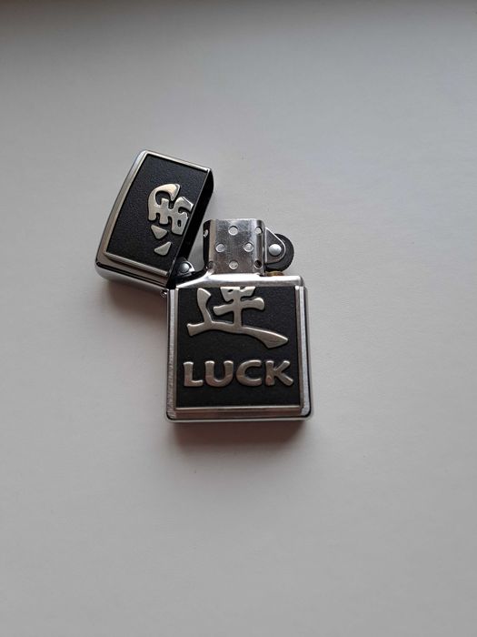 Zapalniczka Zippo Z20331 Luck
