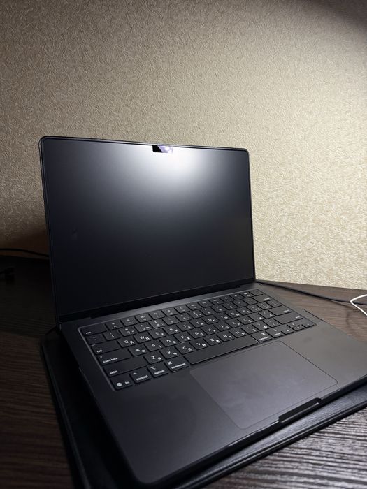 Матове захисне скло macbook pro 14 M2 M3 M4 M5