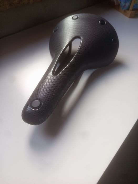 Selim Brooks Cambium C17 Carved Preto - Bom Estado