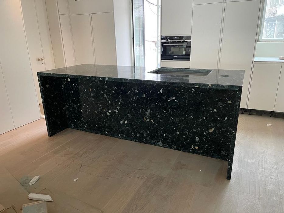 Tampos /bancadas mármore / quartzo/ cerâmica