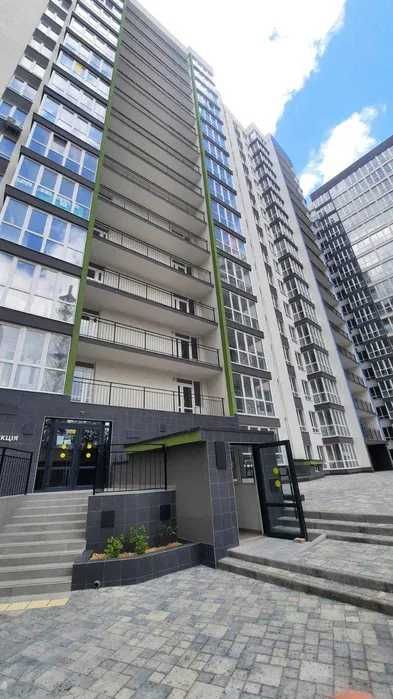 Продам 3 Ком. квартиру в новом доме центр города госпрограмма