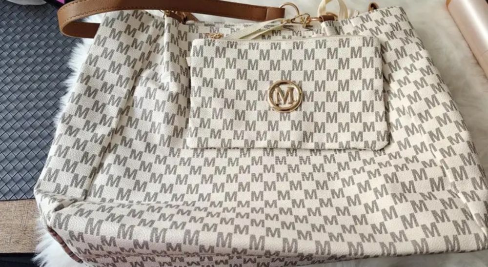 Duas peças , Conjunto de malas