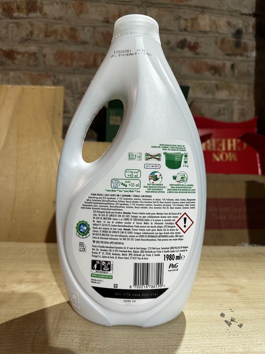 Ariel гель 44 ст. і Ariel Lenor+ 25 ст. Нідерланди (порошок)