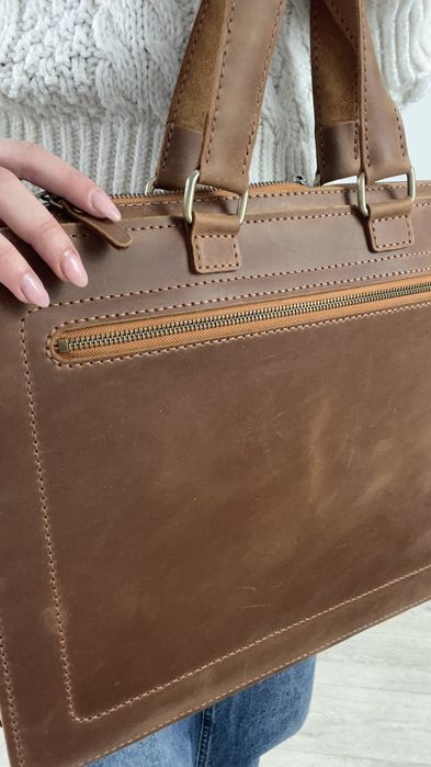 Шкіряна сумка під ноутбук та документи