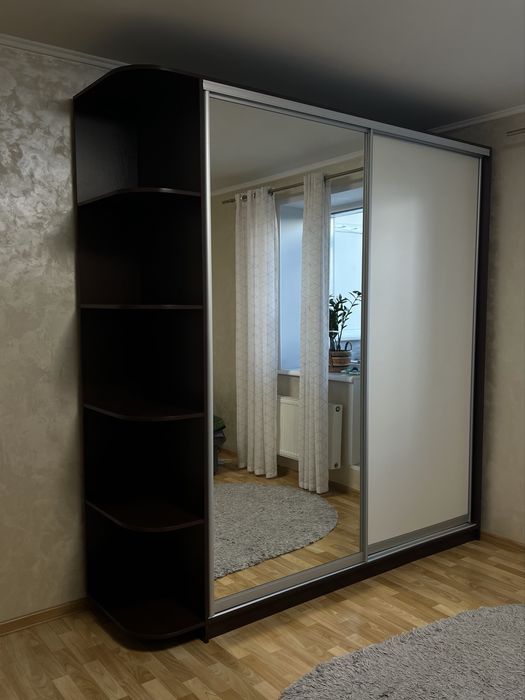 Продам шкаф купе