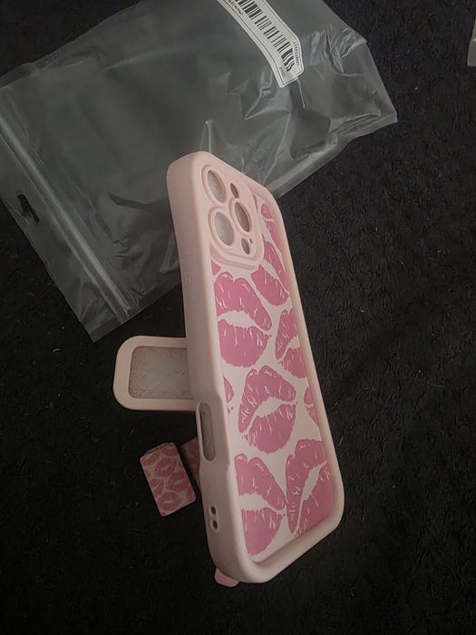 Etui na telefon iPhone 16pro max