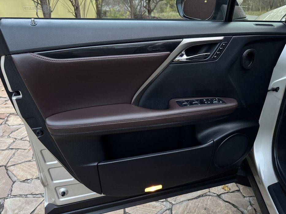 Lexus RX 200t, Офіційне авто, 144 тис.км. пробіг