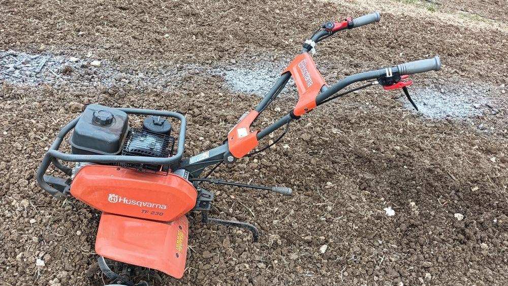 motoenxada Husqvarna TF 230