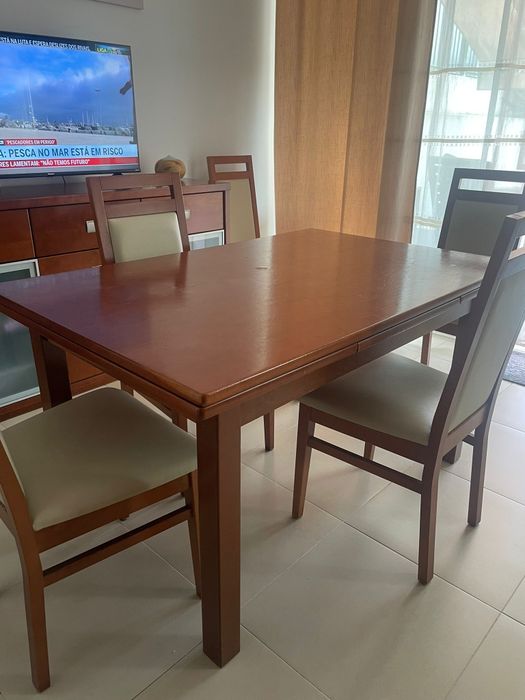 Mobília de sala estar e jantar