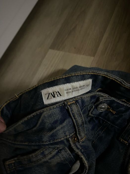 Джинси Zara з потертостями