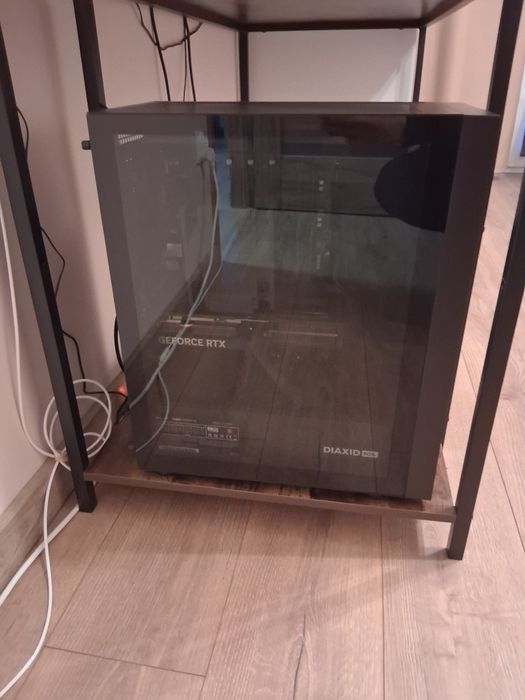 Zestaw Gamingowy MAD DOG  RTX 4070 SUPER + monitor 180Hz | 1440p ULTRA | Jak nowy + dodatki