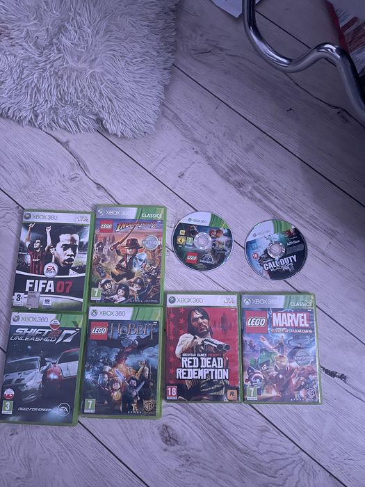 konsola XBOX 360 bez kontrolera + kinect