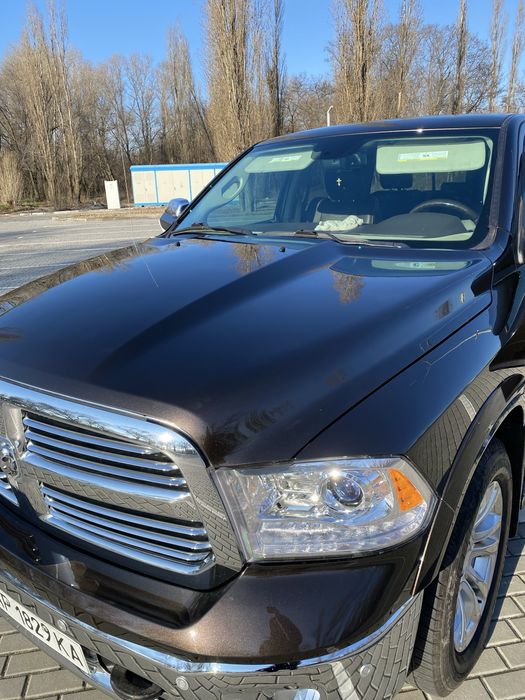 RAM 1500 Latamie Long Horn