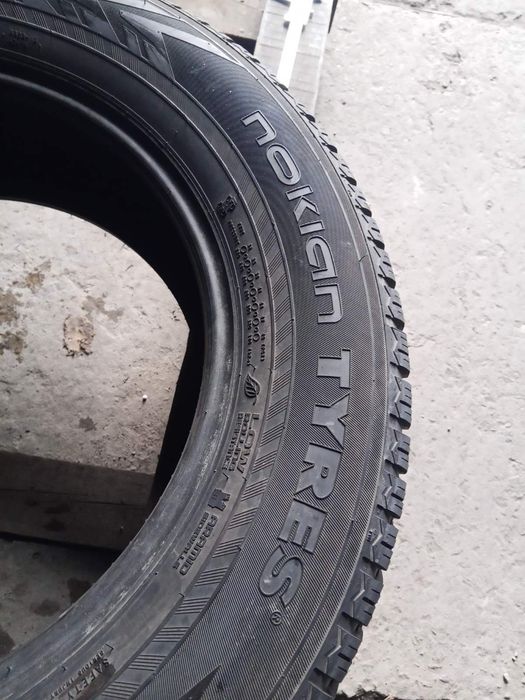235.65.17 Nokian 1шт зима шини гама склад Харків Шиномантаж з Європи