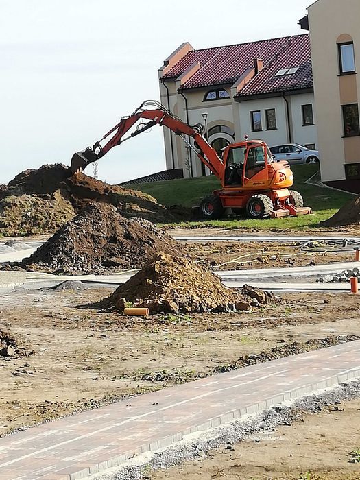 Usługi koparką , koparko-ładowarką,prace ziemne