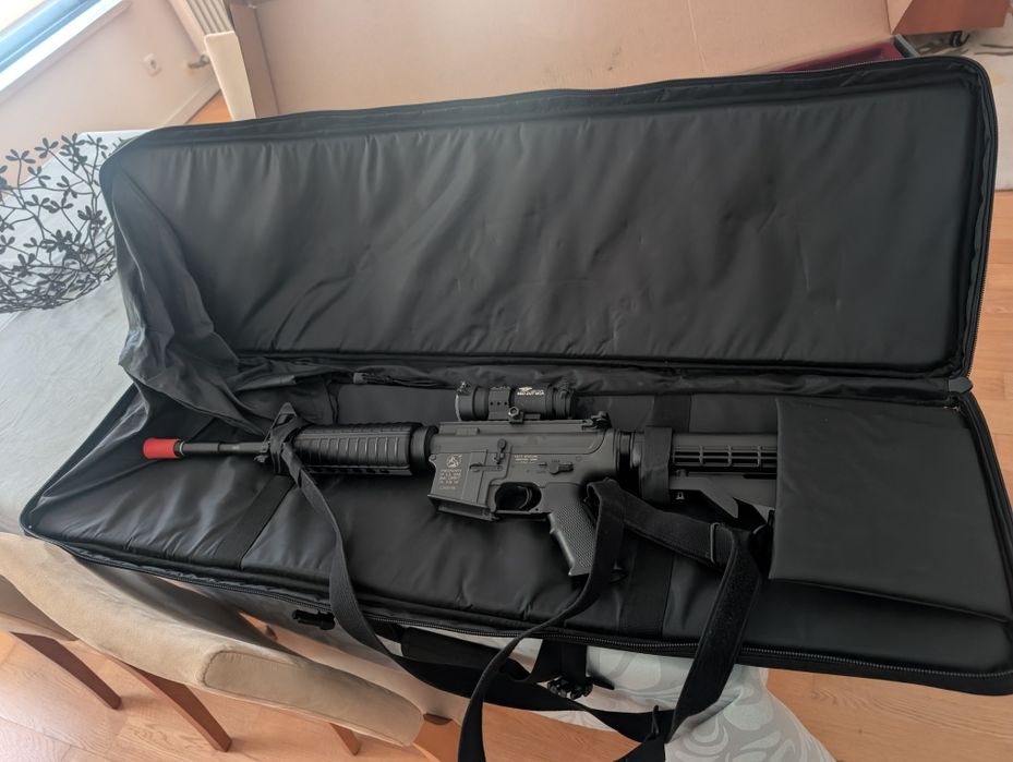 ICS 20-A1 Airsoft and Case (battery excluded)