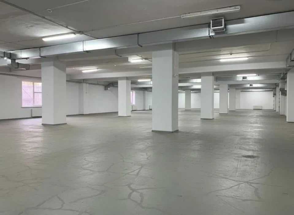 Продам помещение под склад или производство. Правый берег.