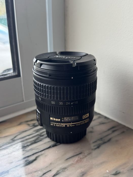 Nikon AF-S Nikkor 18-70mm f/3.5-4.5G ED DX