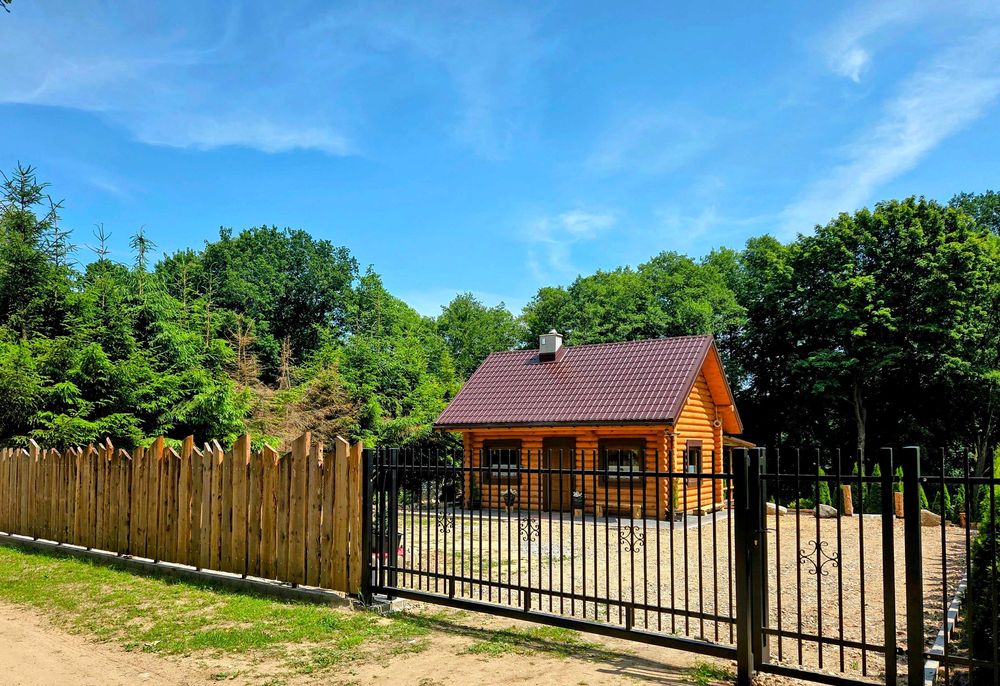 Na sprzedaż urokliwy domek z bala z dojściem do jeziora – Natura 2000!