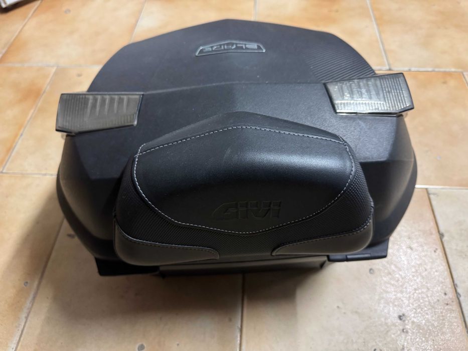 Top Case GIVI Blade + Suporte (Honda NC 750)