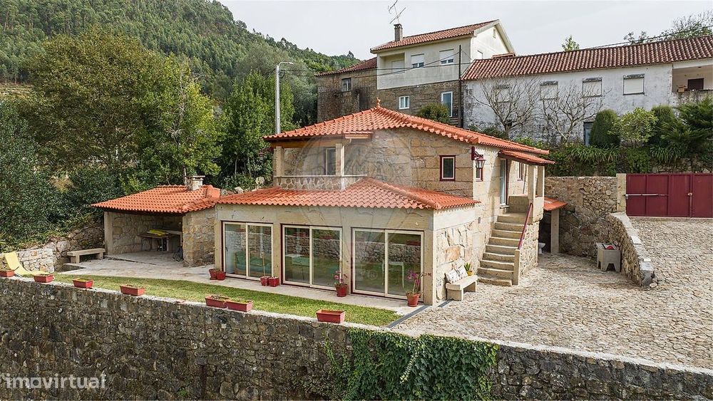 Moradia T2 para venda