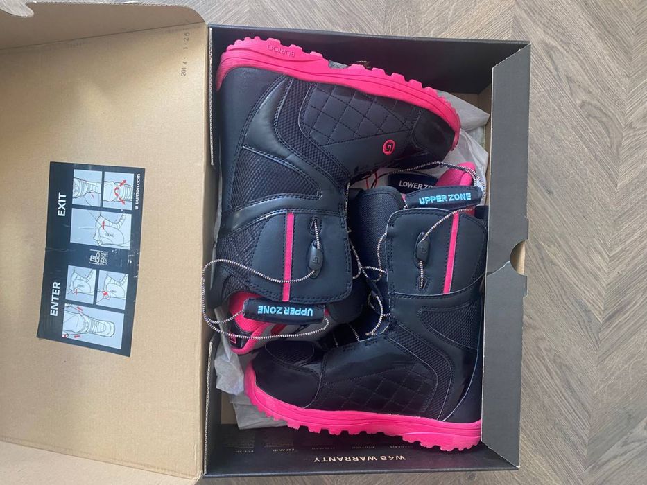 Burton Mint розмір 37 (us 6.5)