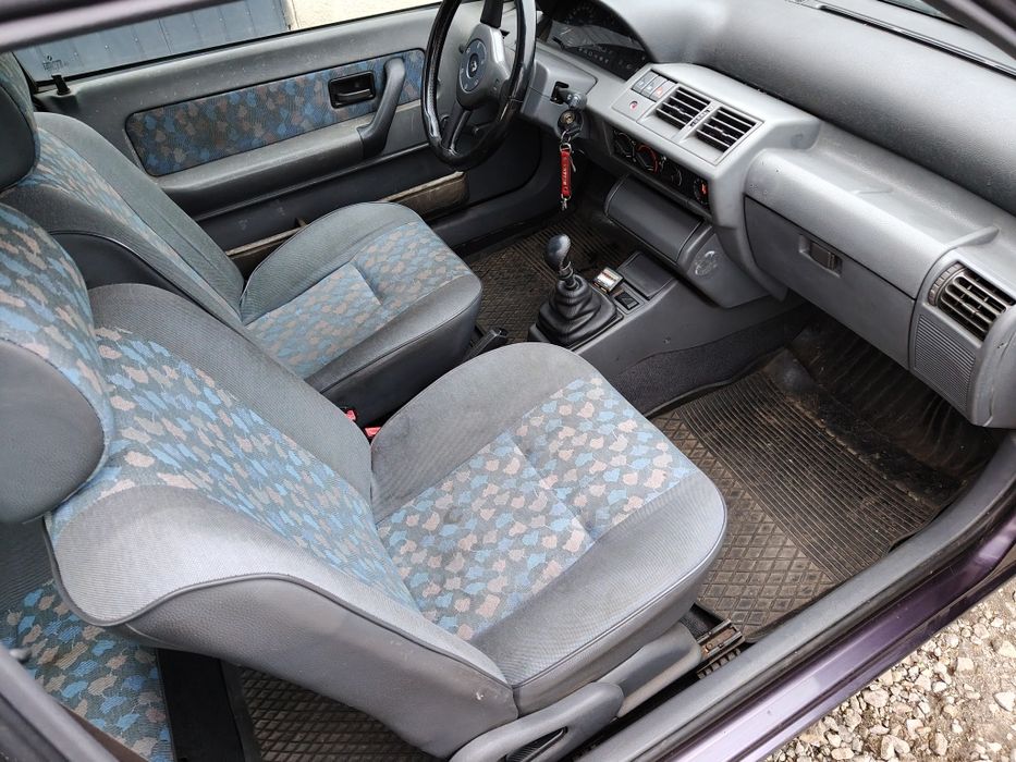 Renault Clio 1,2 benzyna 159 tyś przebiegu