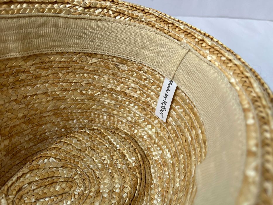 Капелюх, солома, Швейцарія. обхват 57-58 см.