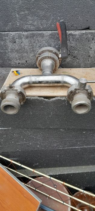 Rozdzielacz do nawadniania ogrodu z kwasiaka