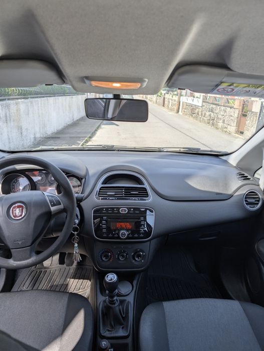 Fiat Punto 1.2 Attractive 67 mil km