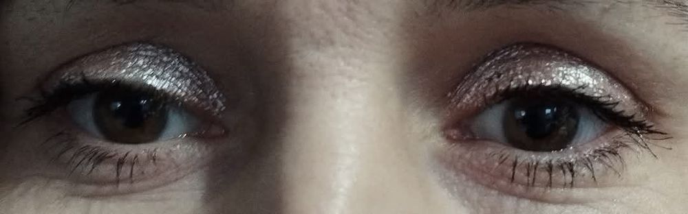 Eyeshadow. Cień do powiek w płynie Shine 01 naked
