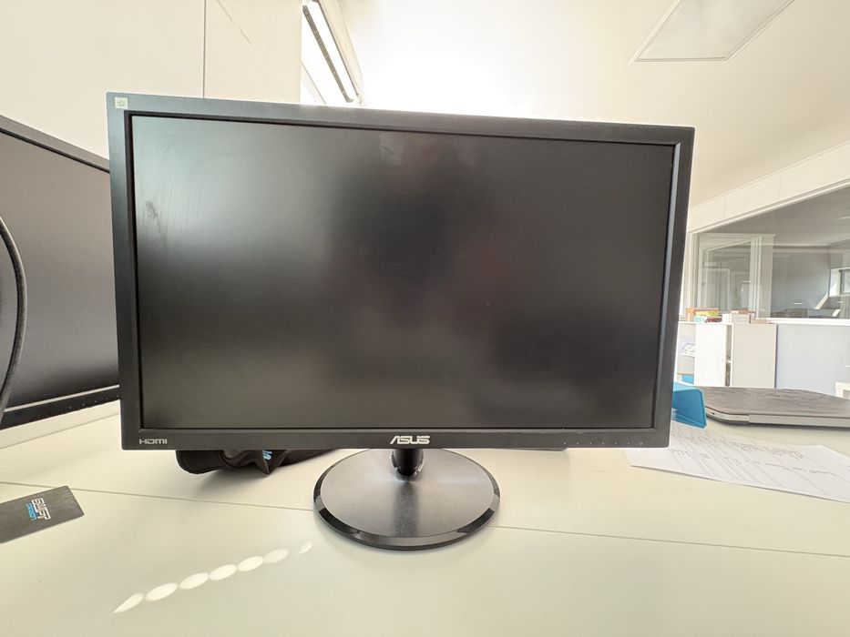 Monitor ASUS VP247HA