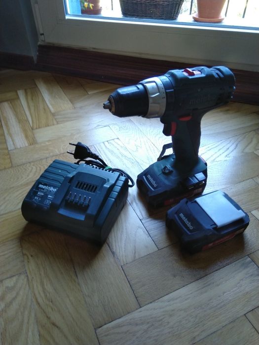 Wiertarka wkrętarka Metabo SB 18 L 18V 2x2Ah Udar