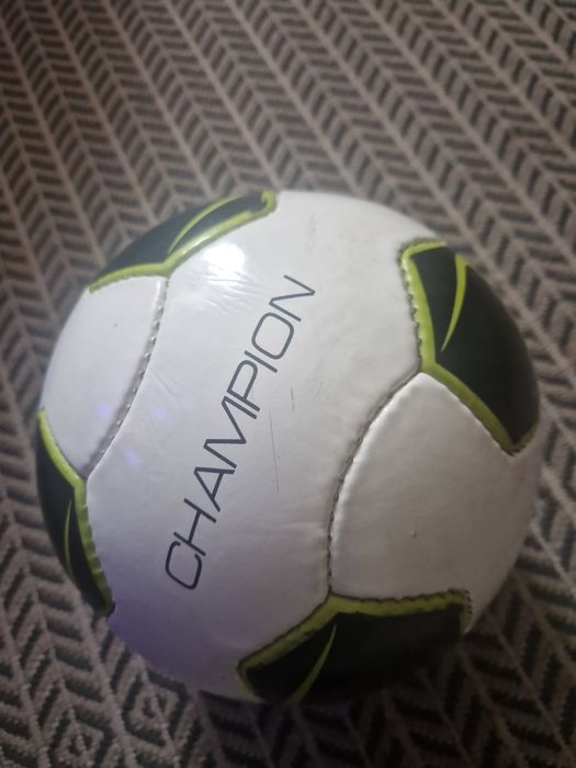 Piłka  z autografem Jerzy Dudka