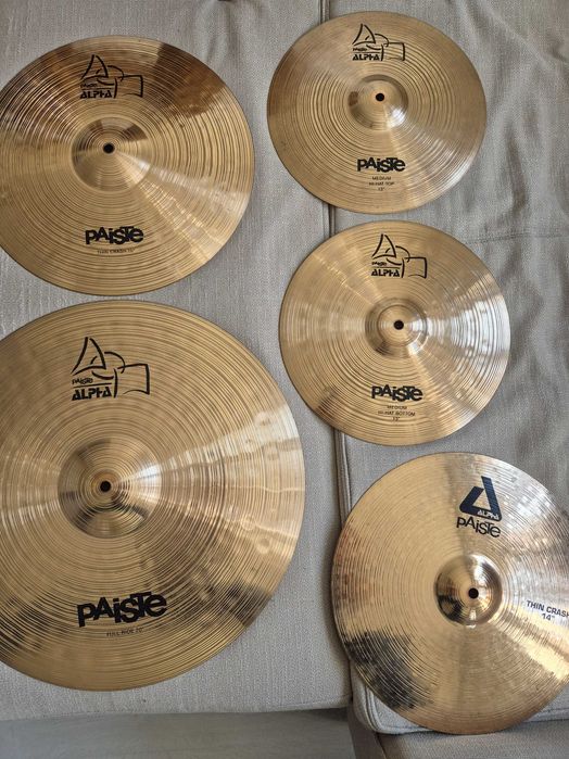 Paiste Alpha -full ride 20, thin crash 16, thin crash 14, hi hat 13