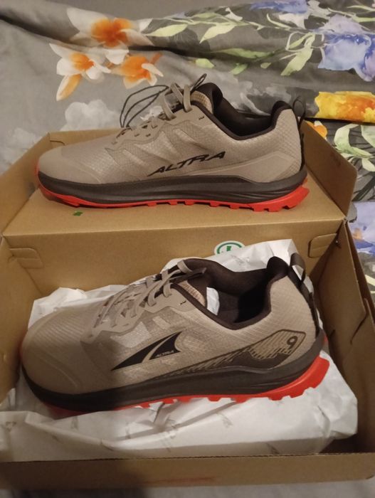 Altra lone peak 9+ Gtr