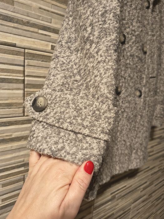 Płaszcz wełniany zimowy z kieszeniami elegancki