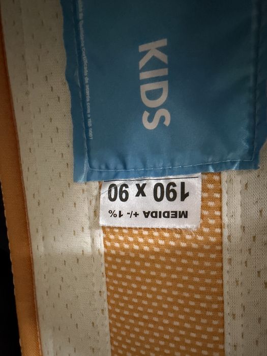Cama solteiro com colchao