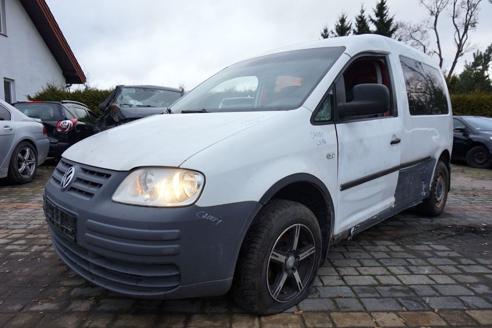 VOLKSWAGEN CADDY III PH1 2007 LB9A 1.9 TDI BSU 75KM JCY BIAŁY na części