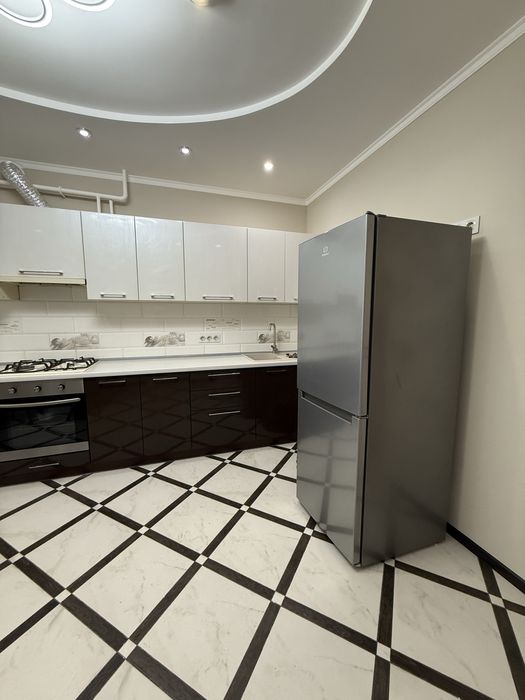 Оренда 2 кі-ної квартири біля парку Боздош