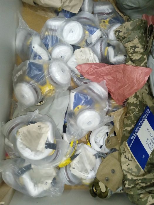 Противогаз ип-5 распипатари аптечки книги ГО