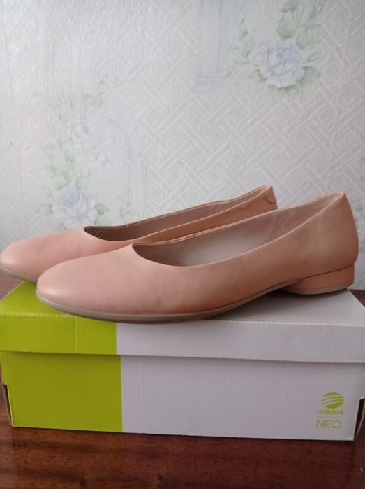Продам балетки Ecco