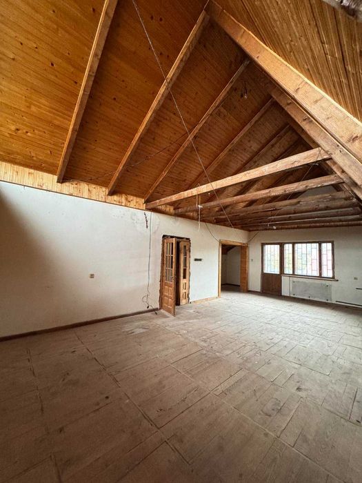 Продаж просторого Будинку у затишному с. Бірки