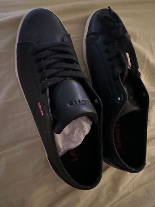 Tenis Levi’s novo