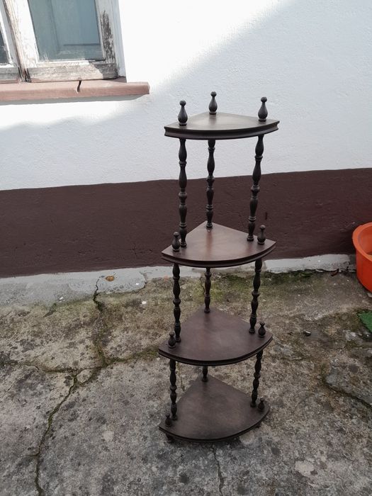 Floreiras vintage  são  3 diferentes